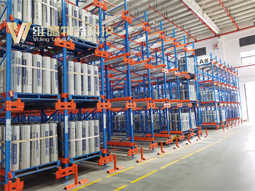 什么是托盤穿梭式倉庫,它有哪些優(yōu)缺點(diǎn)？